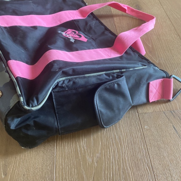 Roxy Duffle Tote Carryall - Picture 5 of 10